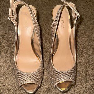 Aldo Gold Sparkle Heals- Size 8.5